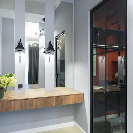 Троицкая, 43 А Apartment